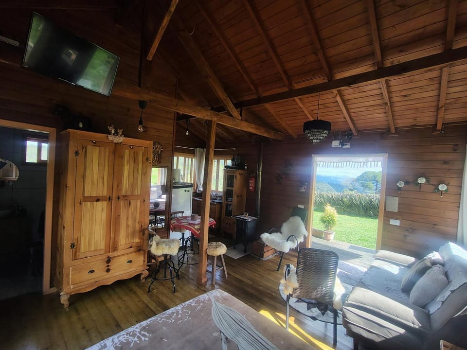 Cabana Leão Baio House in State of Santa Catarina