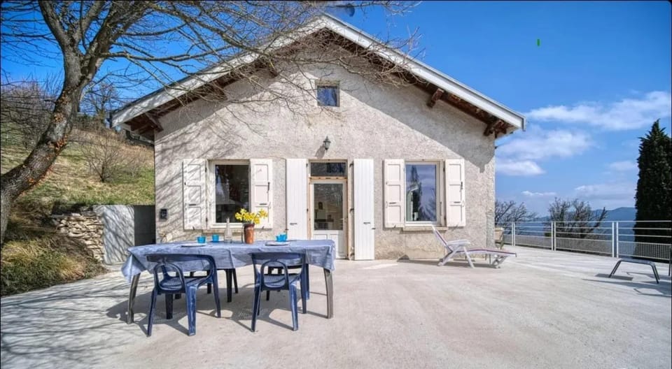 Maison charmante à Plan-de-Baix avec vue montagne. House in Provence