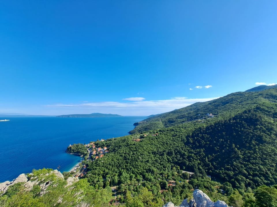 Day, Natural landscape, Mountain view, Sea view