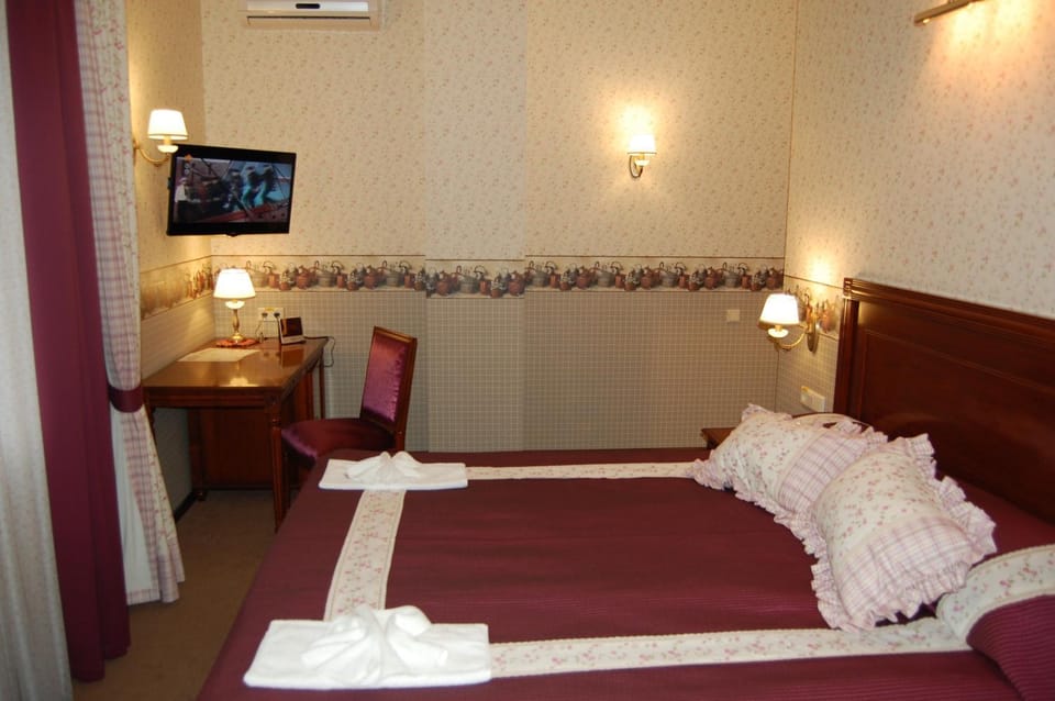Готель Баварія Inn in Ukraine