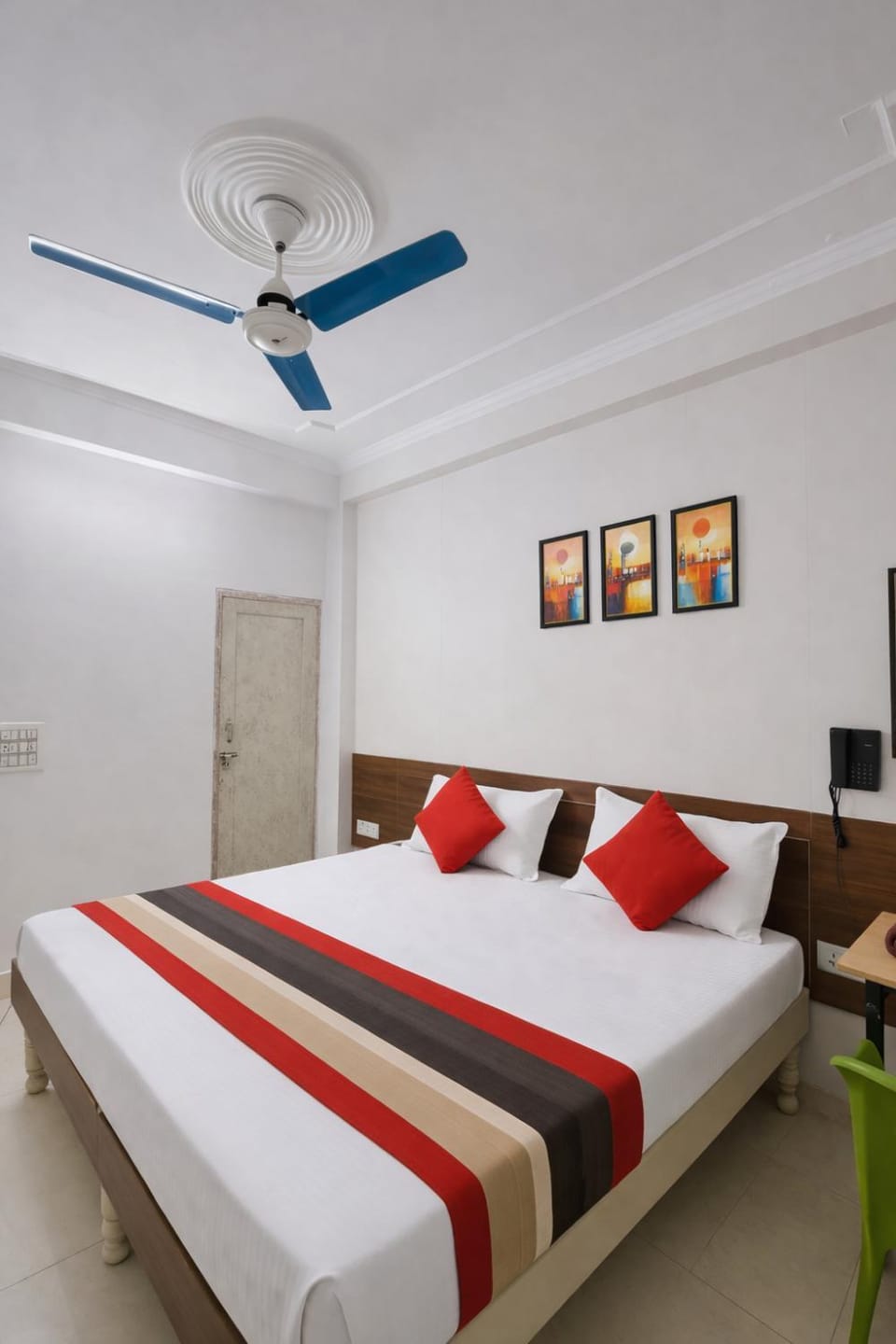 Bed, TV and multimedia, Bedroom, air conditioner