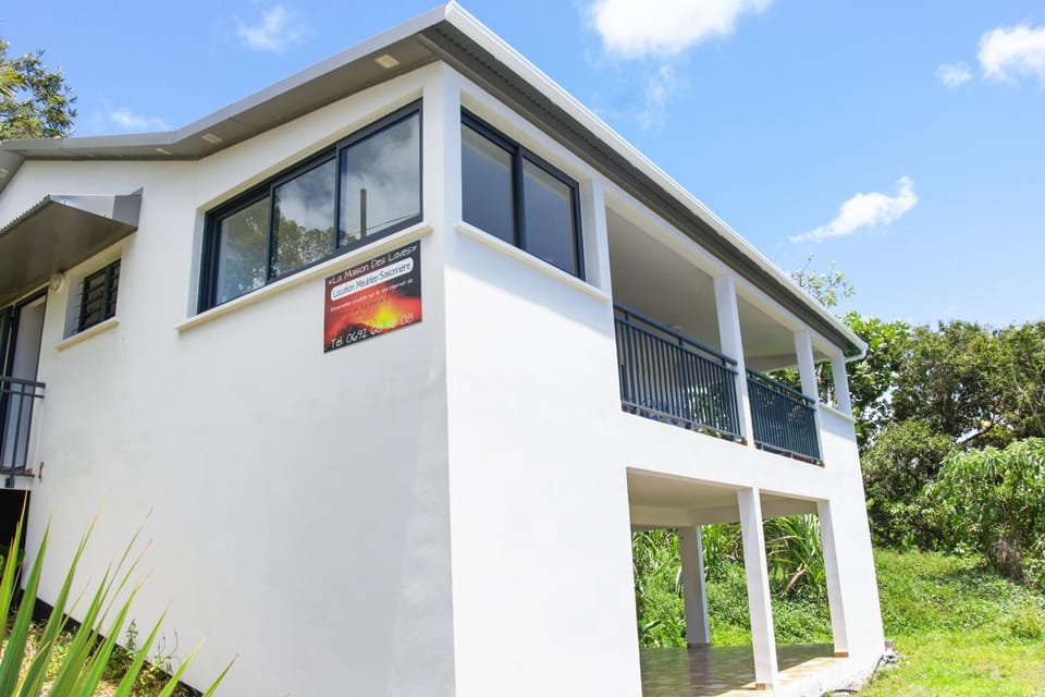 Maison confortable avec vue sur mer à Sainte-Rose + jardin House in Réunion