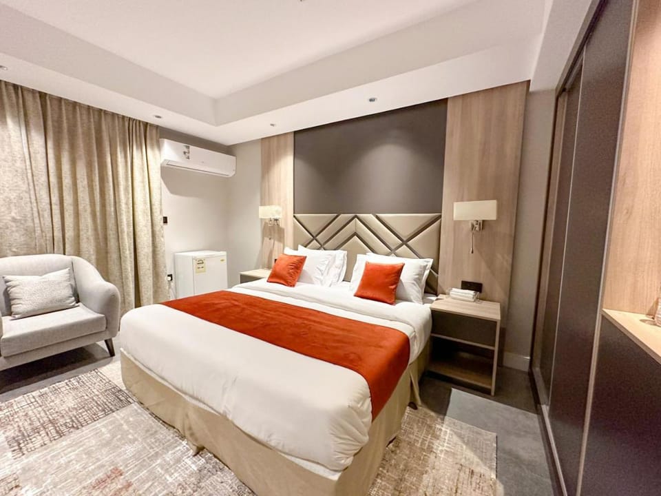 Communal lounge/ TV room, Bed, Living room, Photo of the whole room, Decorative detail, Decorative detail, Seating area, Bedroom, Area and facilities, Area and facilities, wardrobe, air conditioner