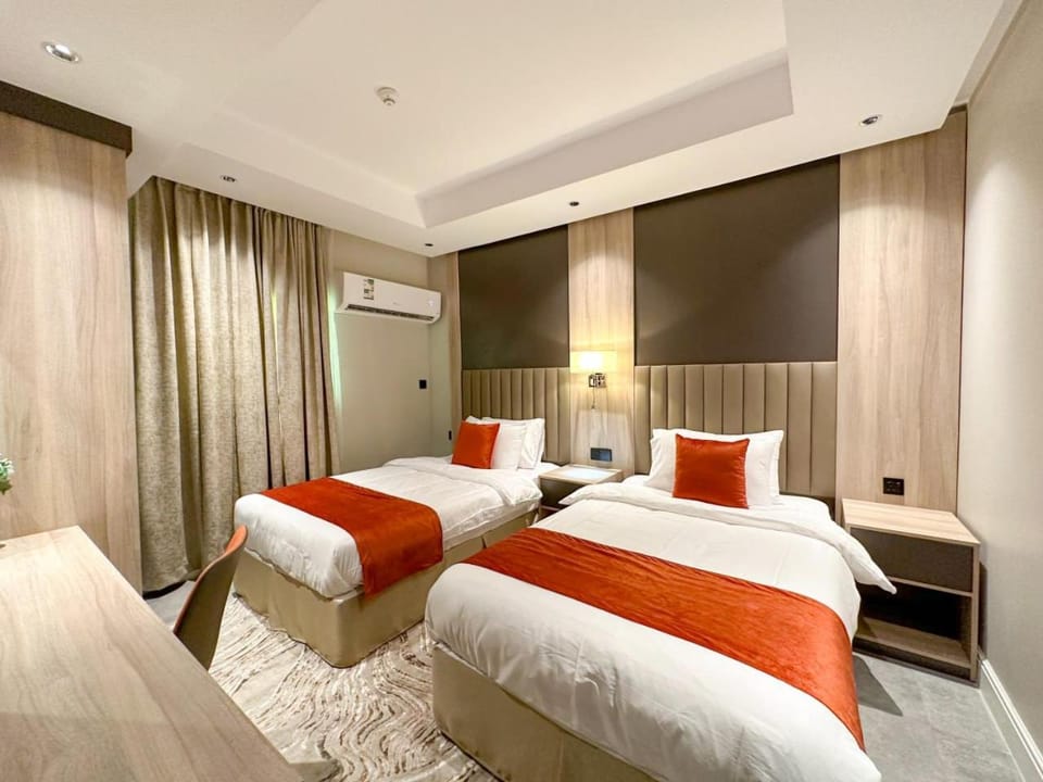 Bed, Photo of the whole room, Bedroom, hair dresser, air conditioner