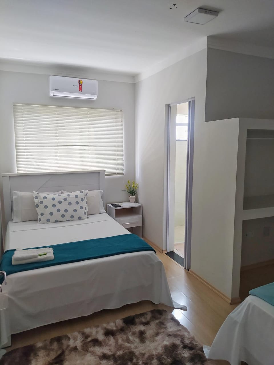 Bed, Photo of the whole room, Bedroom, air conditioner