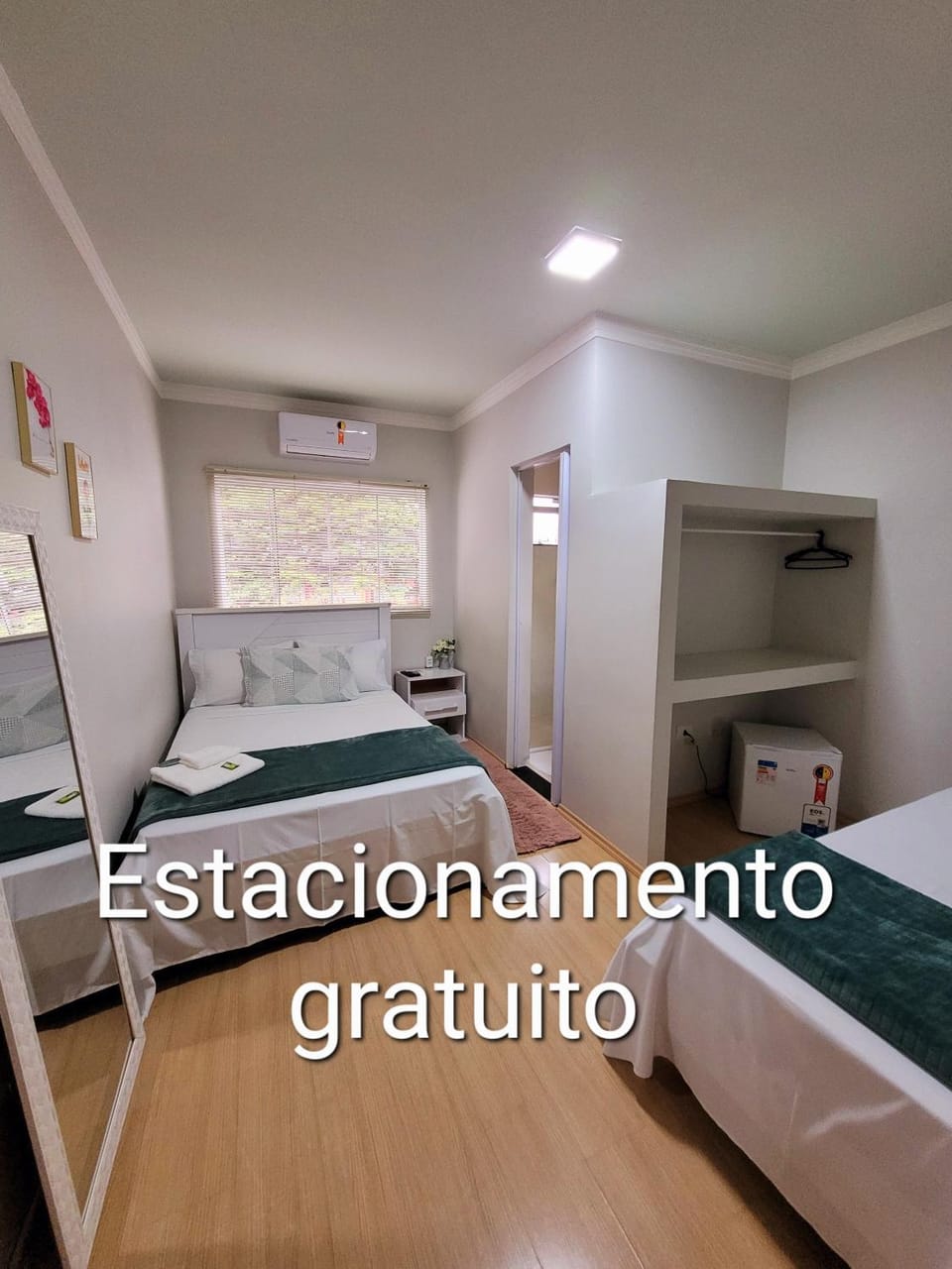 Bed, Photo of the whole room, wardrobe
