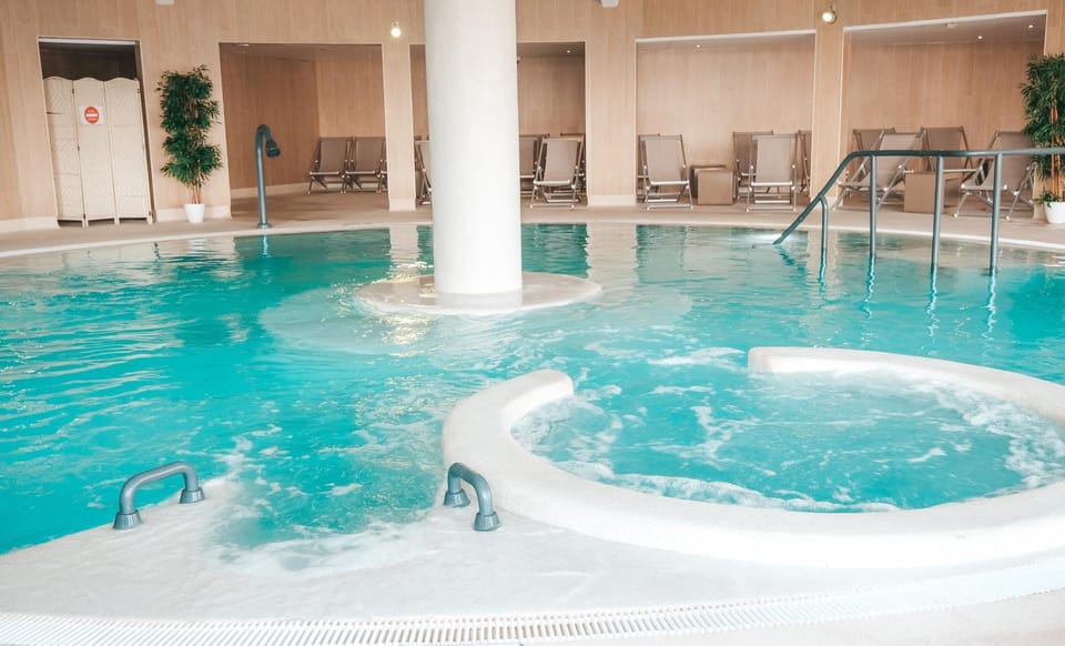Spa and wellness centre/facilities, Swimming pool
