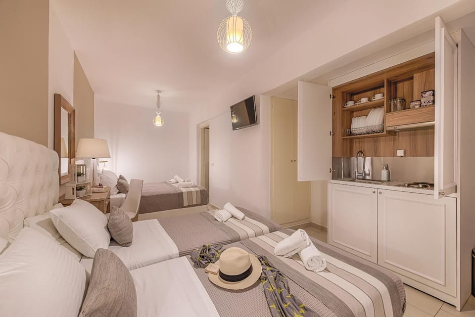 Kitchen or kitchenette, Photo of the whole room