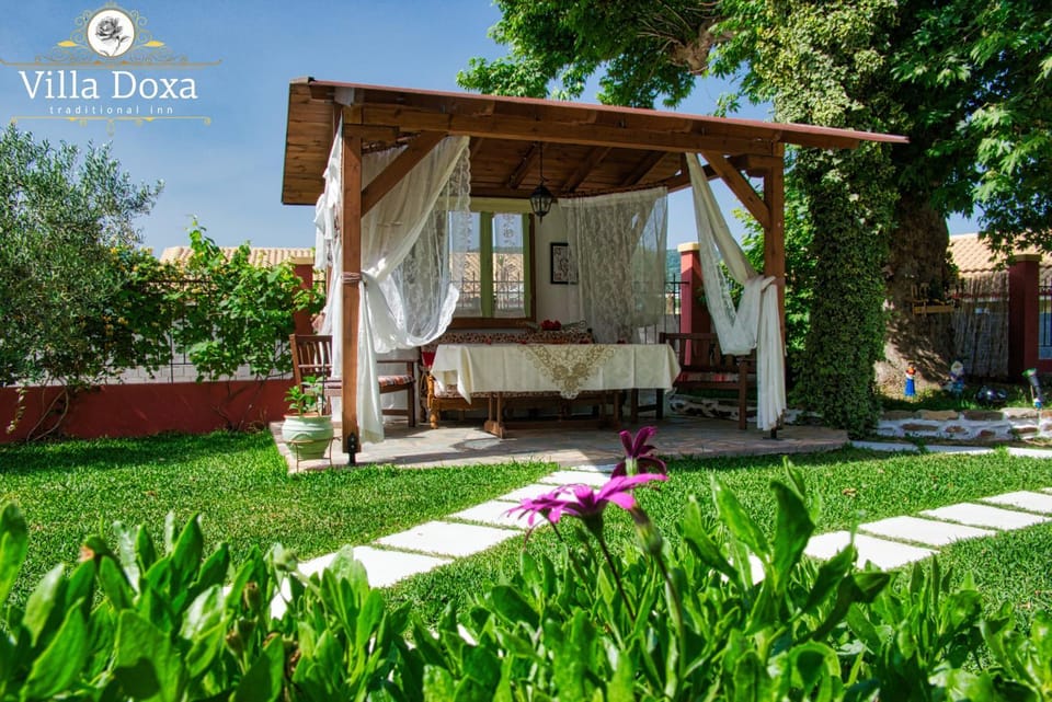 Patio, BBQ facilities, Garden, Garden