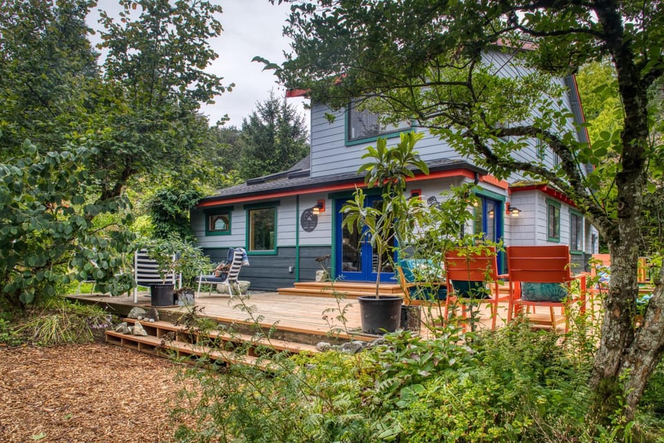 Property building, Patio