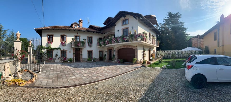 Cà Reginella B&B Bed and Breakfast in Liguria