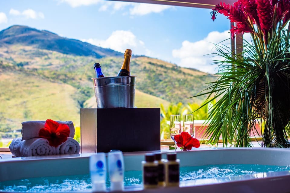 Hot Tub, Mountain view