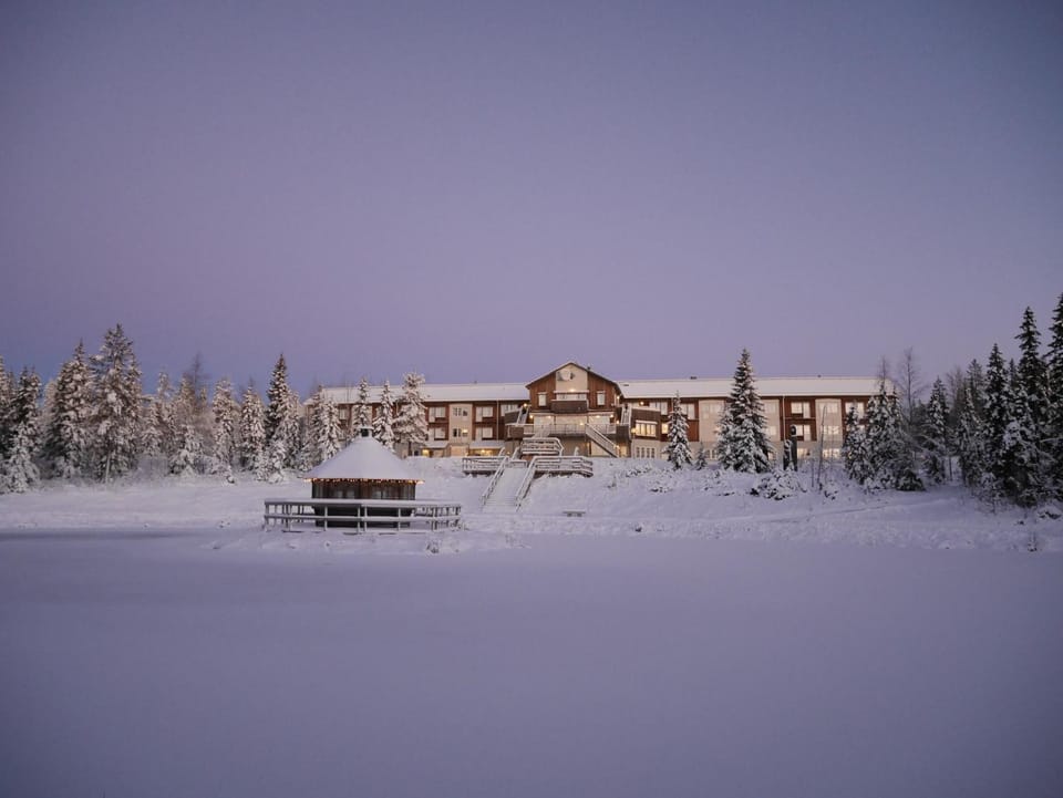 Property building, Natural landscape, Winter