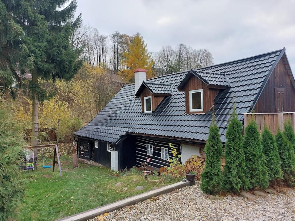 Roubenka u potoka Výprachtice Chalet in Czechia