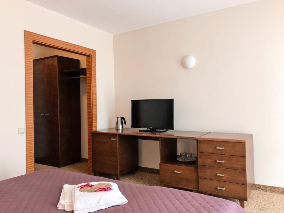 TV and multimedia, Bedroom