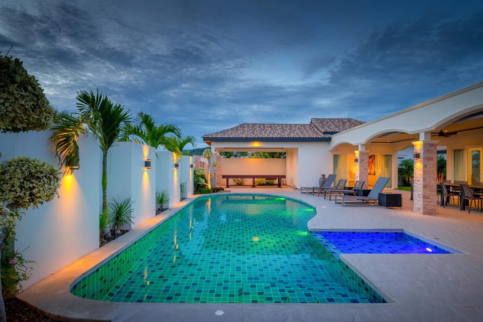 Balcony/Terrace, Swimming pool, Swimming pool