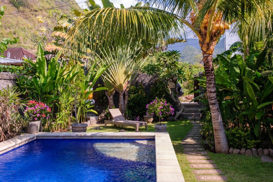 Facade/entrance, Garden, Swimming pool