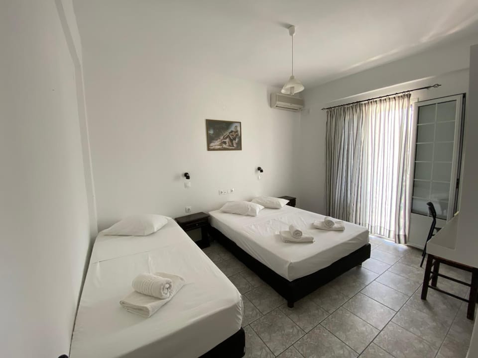 Deep Blue Rooms & Apartments Apartment hotel in Decentralized Administration of the Aegean