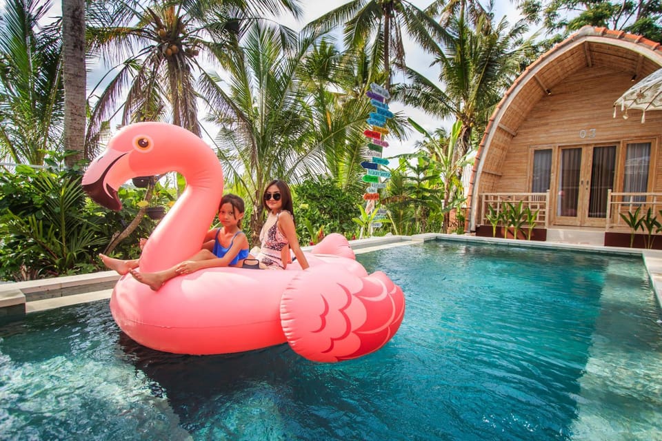 Swimming pool, Swimming pool