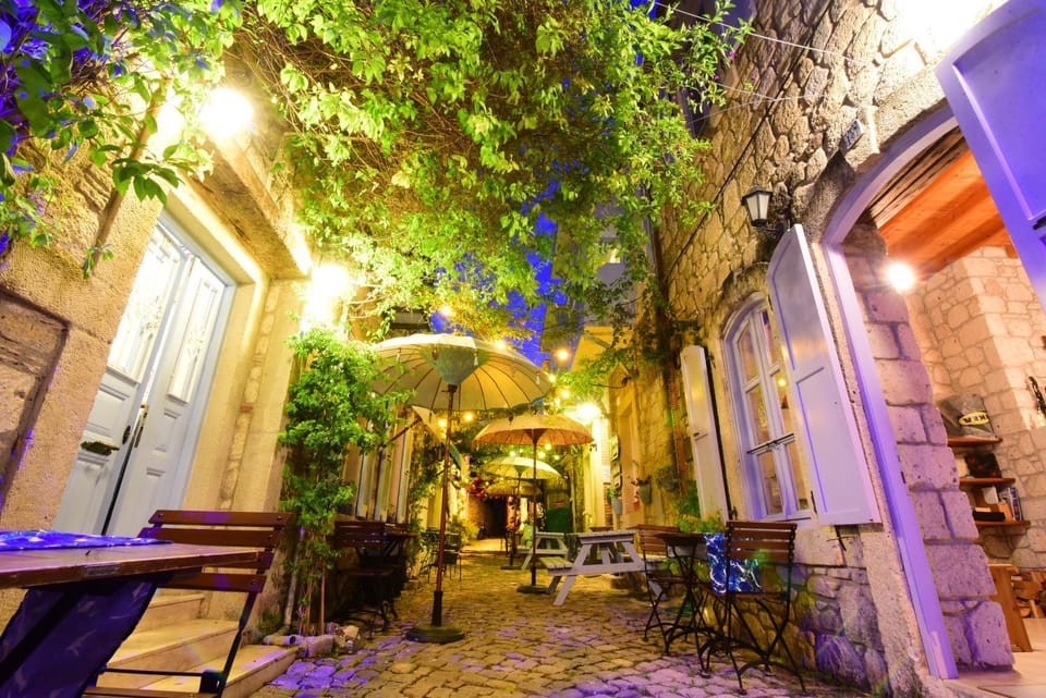 Facade/entrance, Street view