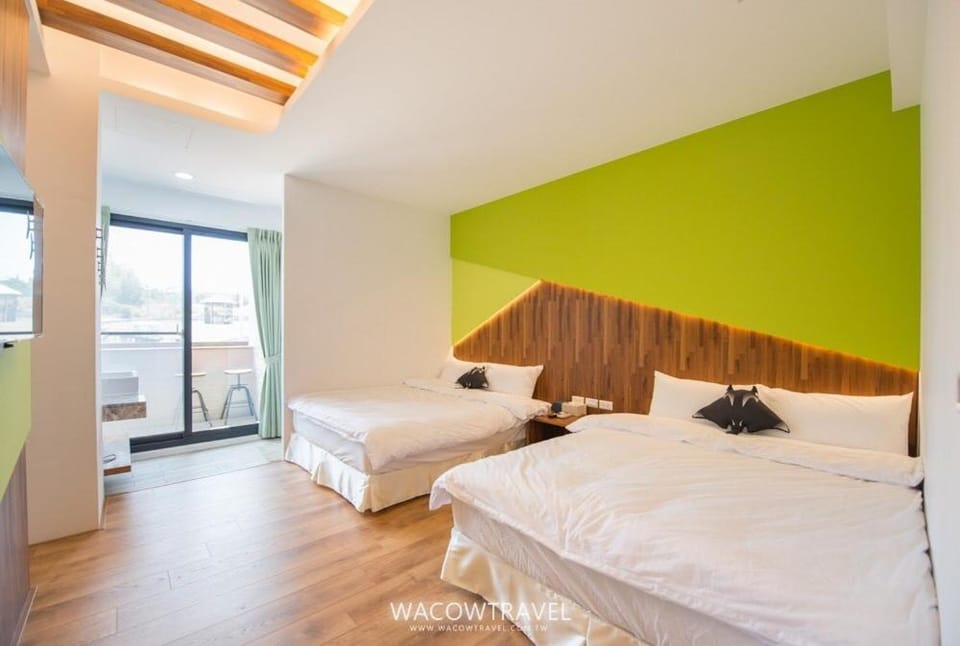 Bed, Photo of the whole room