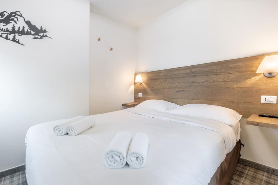 Hostdomus - Helsinki Suite Apartment in Sestriere