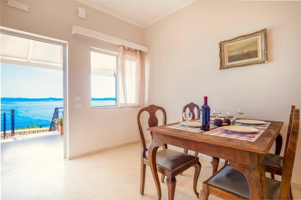 Dining area, Sea view
