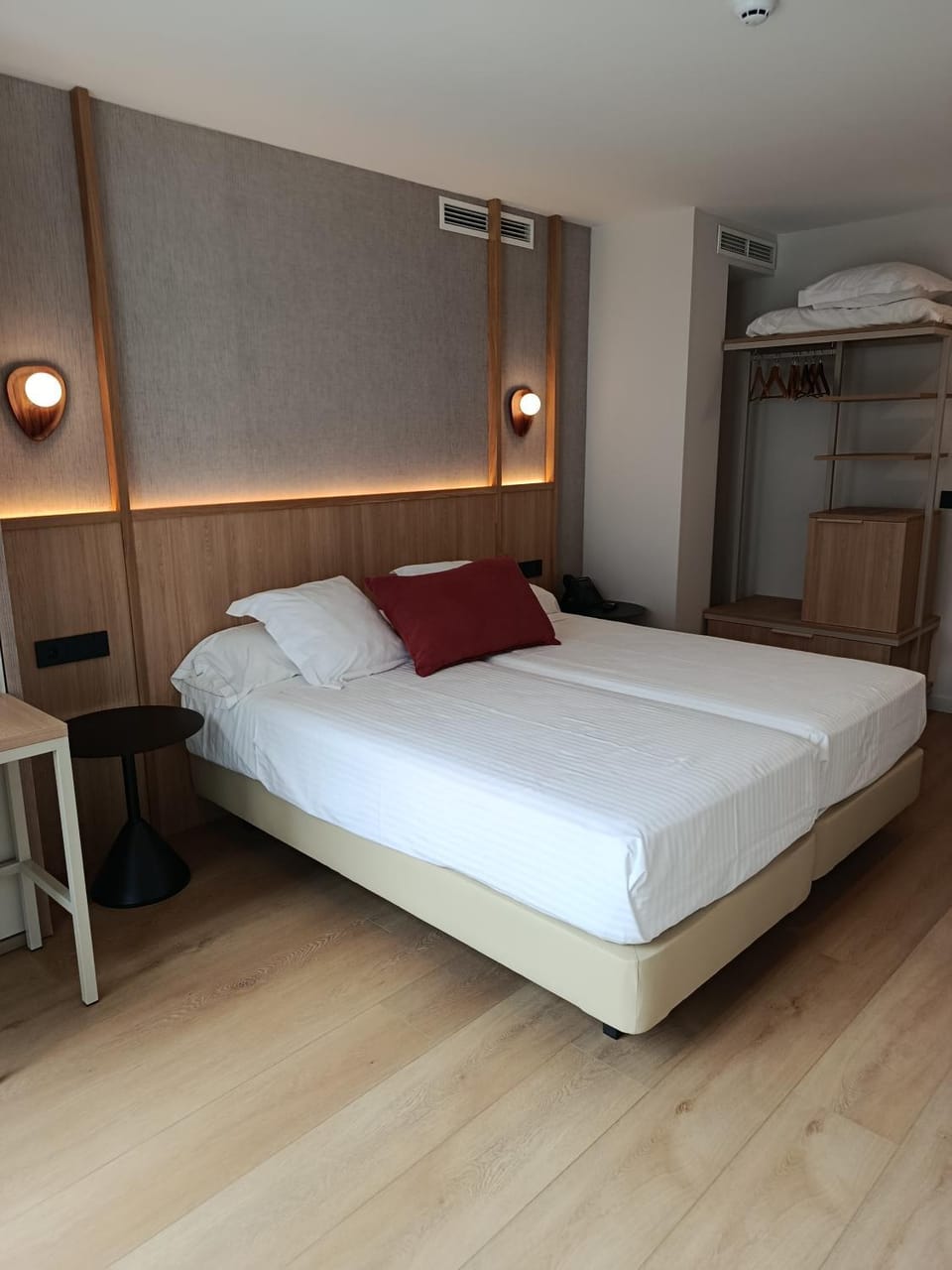 Bed, Bedroom, wardrobe
