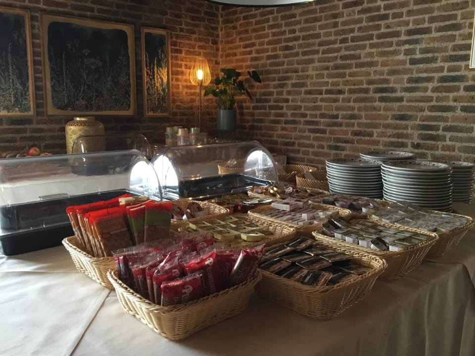 Restaurant/places to eat, Breakfast