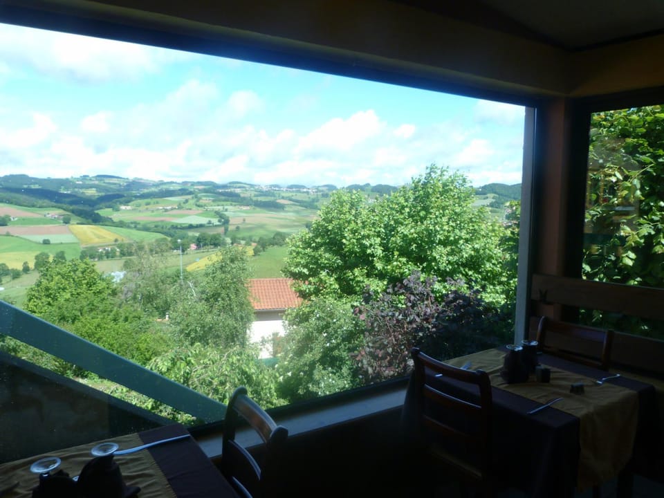 Restaurant/places to eat, Natural landscape, View (from property/room)