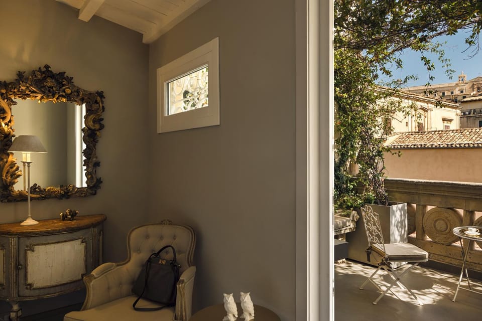 Balcony/Terrace, Living room