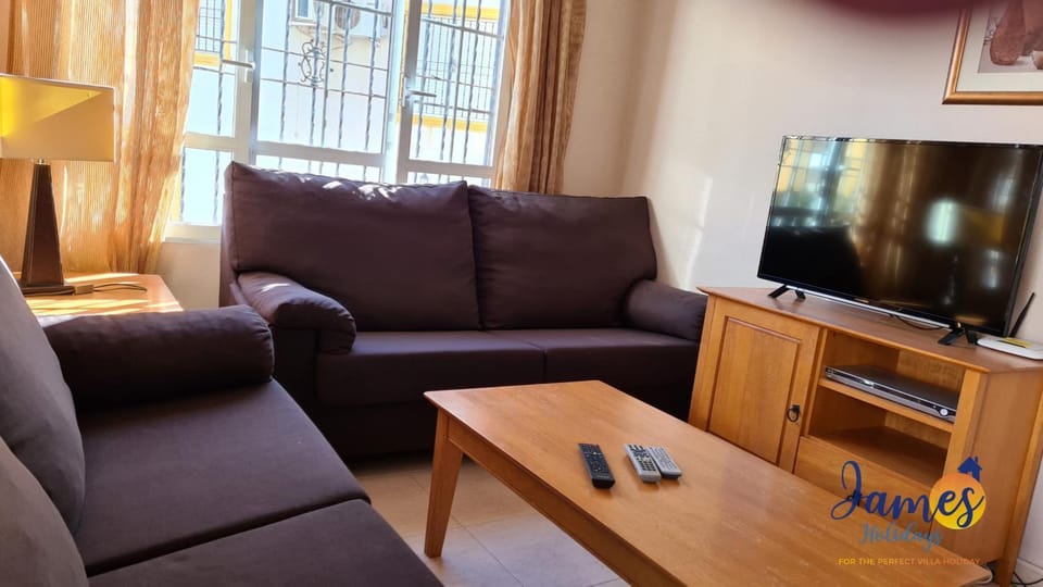 Playa Golf Quad House with Communal Pool Calle Castillo de San Roque P231 Apartment in Vega Baja del Segura