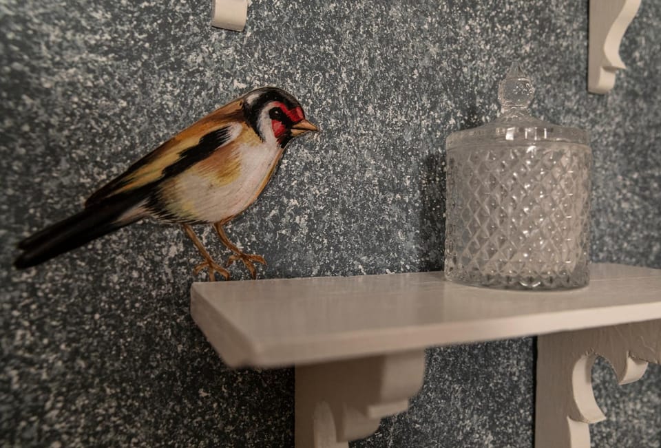 Bathroom, Decorative detail