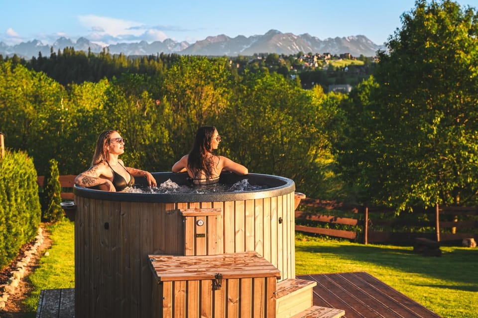 Natural landscape, Garden, Hot Tub, Evening entertainment, Garden view, Mountain view