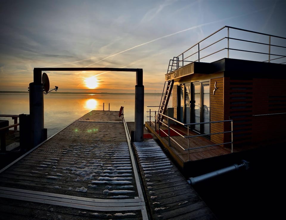 Property building, Lake view, Sunrise