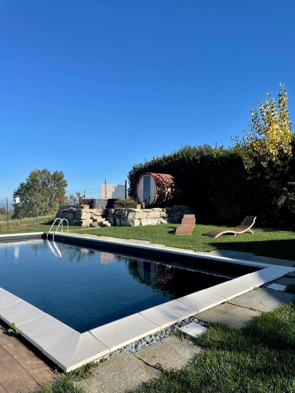 Sauna, Swimming pool