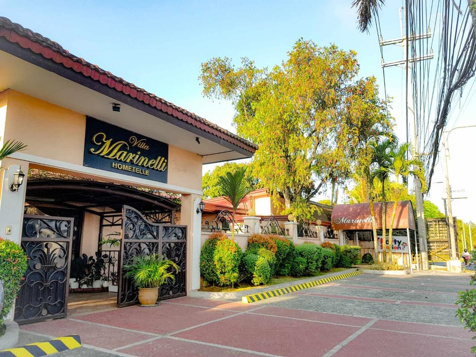Villa Marinelli Bed and Breakfast Bed and Breakfast in Tagaytay