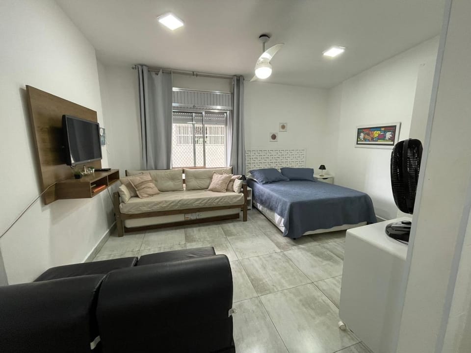 View (from property/room), Photo of the whole room, Bedroom