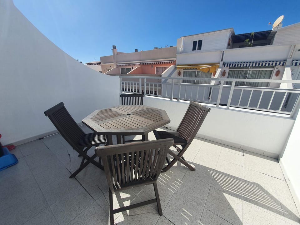 Day, Balcony/Terrace