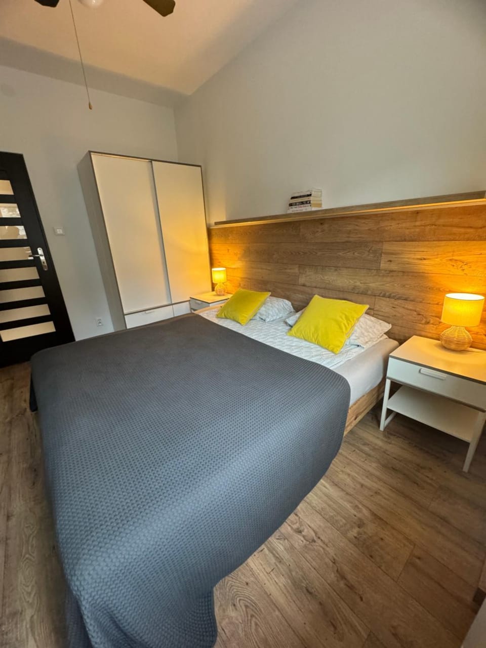 Apartament Akali Centrum 300 m Rynek 1-4 os -Parking fvat Apartment in Poland