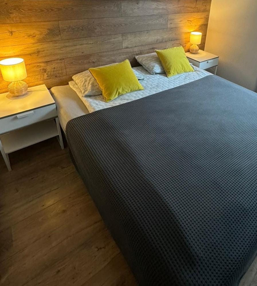 Apartament Akali Centrum 300 m Rynek 1-4 os -Parking fvat Apartment in Poland