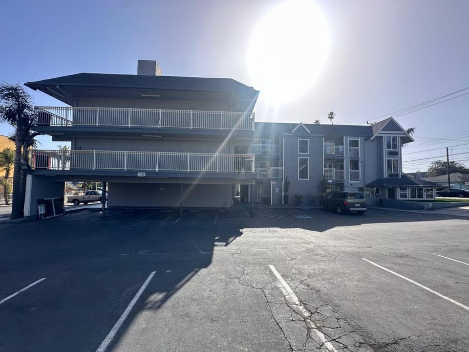 Property building, Parking
