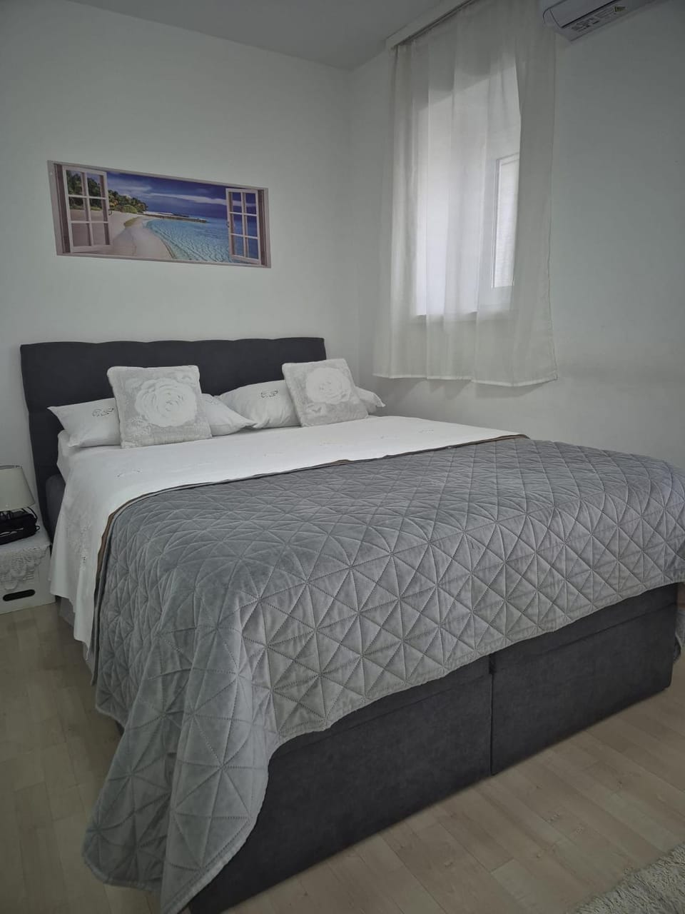 Room near the center Apartment in Split