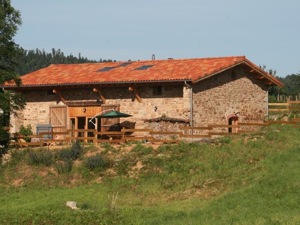 Écogîte confortable proche St-Etienne et Lyon - FR-1-496-190 House in Auvergne-Rhône-Alpes