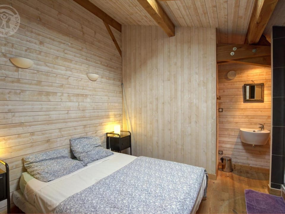 Écogîte confortable proche St-Etienne et Lyon - FR-1-496-190 House in Auvergne-Rhône-Alpes