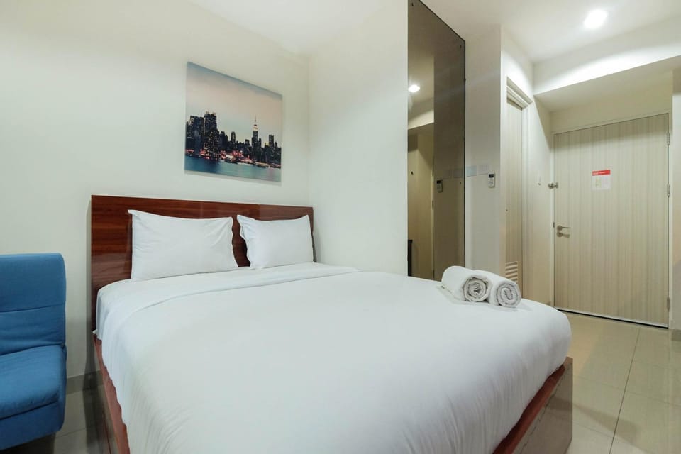 Best Location Studio Apartment @ Grand Kamala Lagoon By Travelio Apartment in West Java