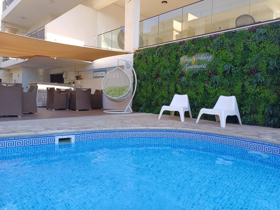 Day, Pool view, Swimming pool, sunbed