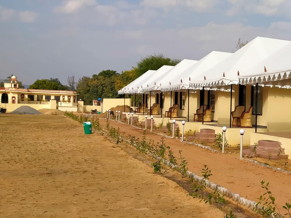 Property building, Breakfast