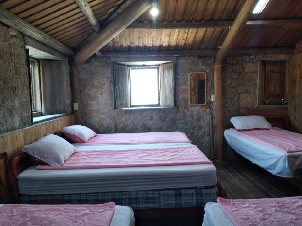 Photo of the whole room, bunk bed