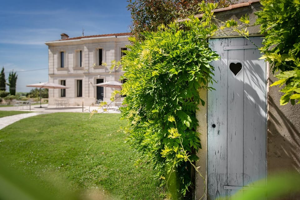 Facade/entrance, Garden